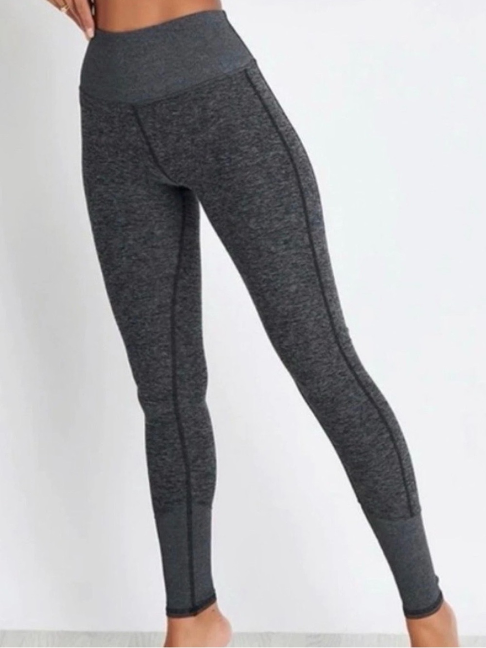 ALO Yoga High-Waist Alosoft Lounge Legging in Dark Heather Grey Size M